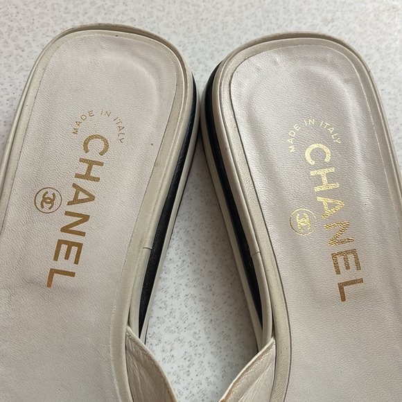 Chanel CC interlocking Slides - Picture 3 of 7